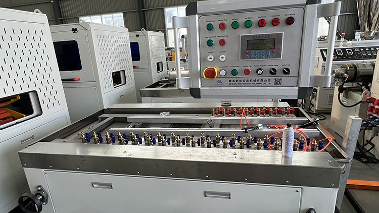 Sino-Holyson HSJZ -53/128 PVC Wall Ceiling Panel Making Machine With Double-screw Design