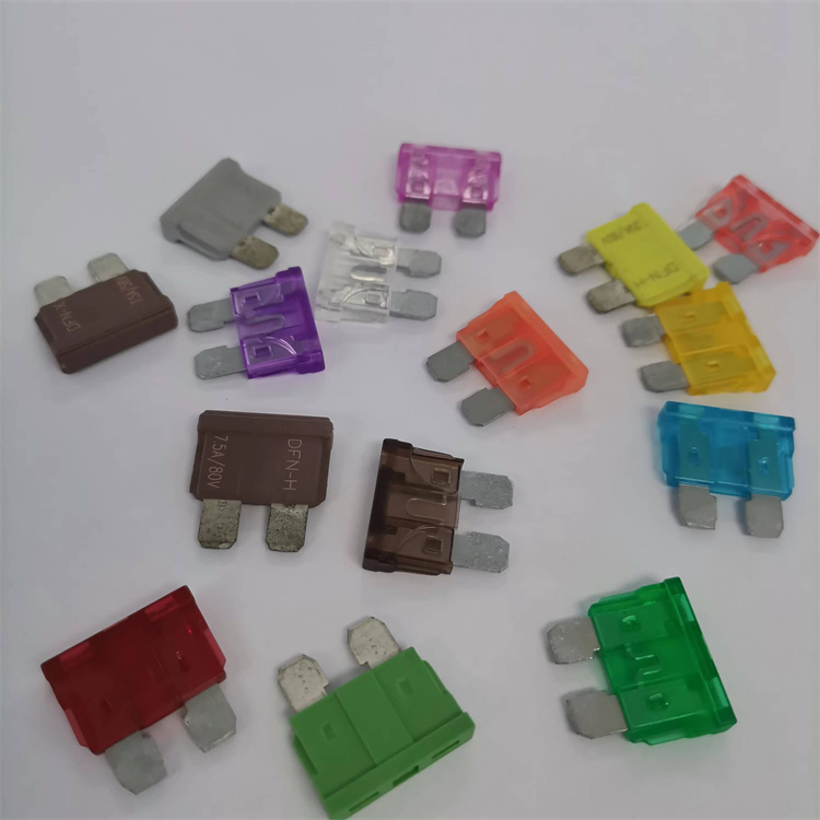 Automotive Blade Fuses UL Certified Low Voltage ATC/ATO Fuse