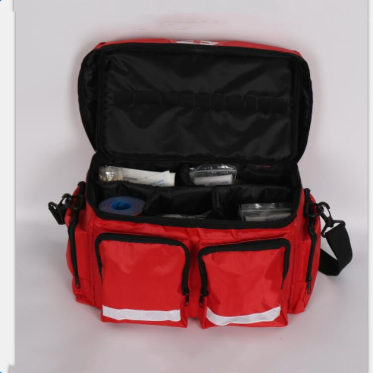 Response Emergency Trauma Bag Supplies Nylon Ambulance Big Sports EMS Rescue Bag 43CM