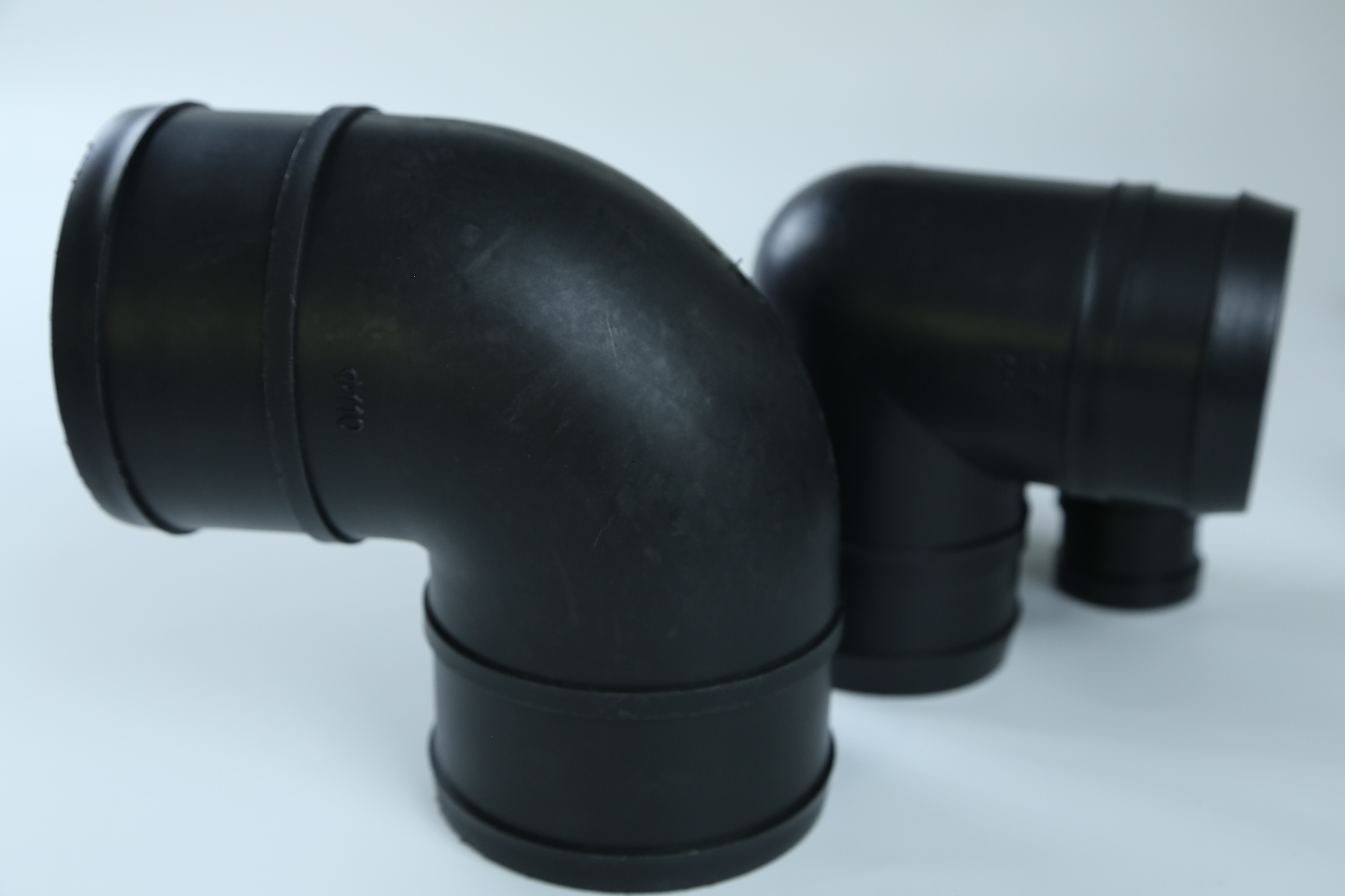 Eco Friendly Pipe Fittings Elbows PE For Water Saving Irrigation
