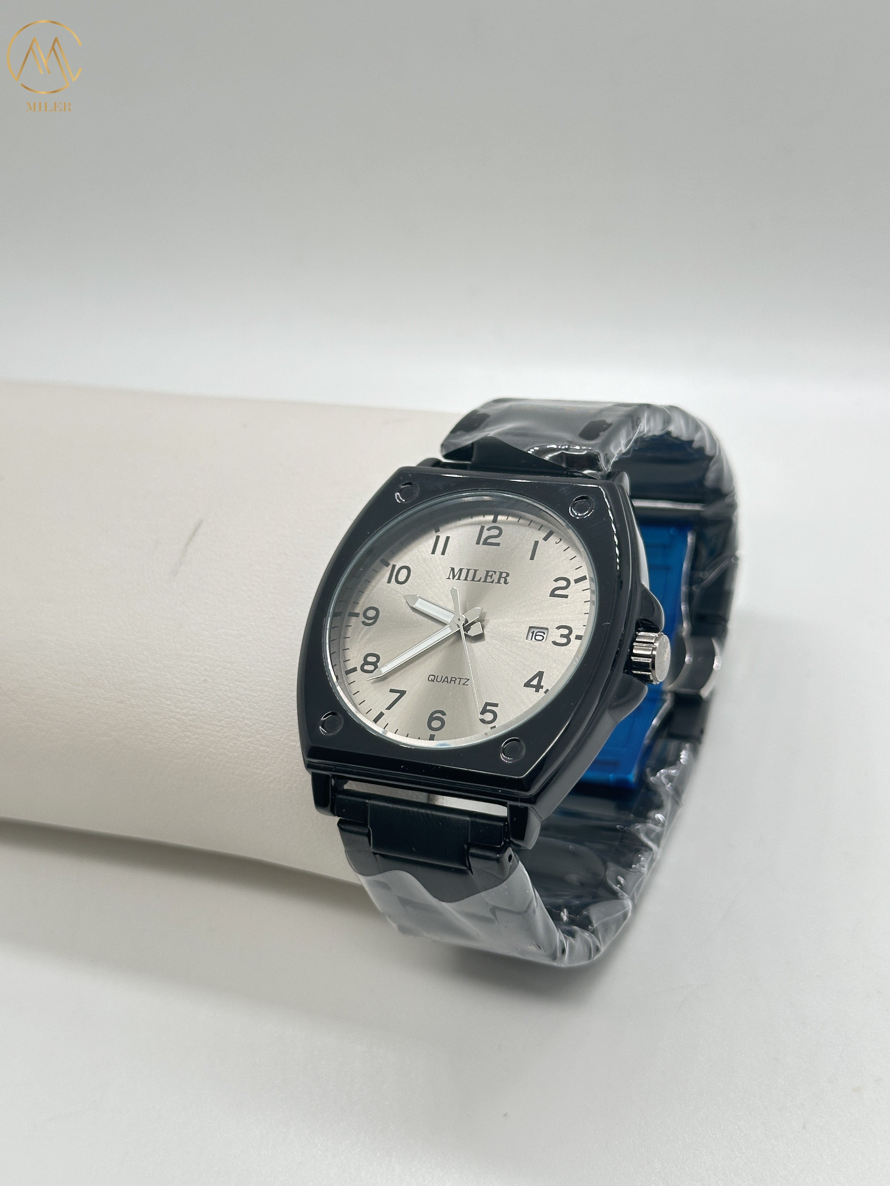 High Quality Luxury Black Case Stainless Steel Strap Waterproof Quartz Watch
