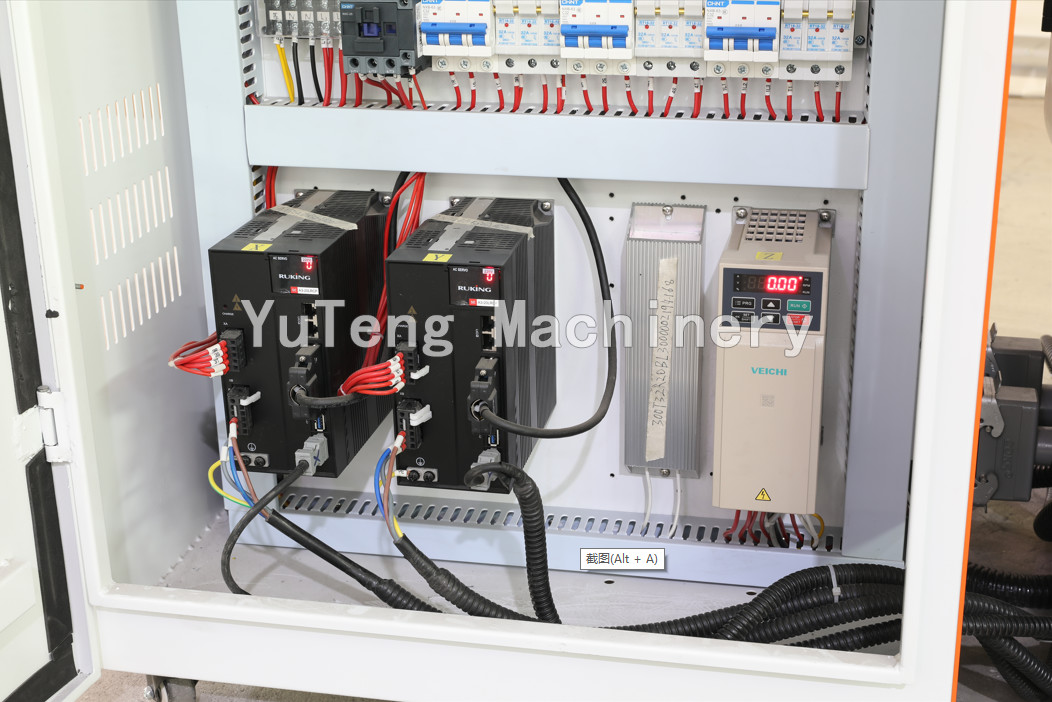 80 Inches Ultra High Speed Computerized Shuttle Multi Needle Quilting Machine For Garments Textile Fabric