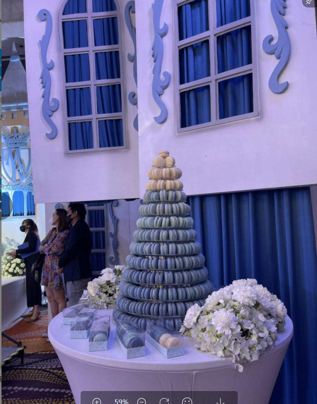13-story Macaron display stand 13-story Macaron tower Macaron display stand Macaron tower