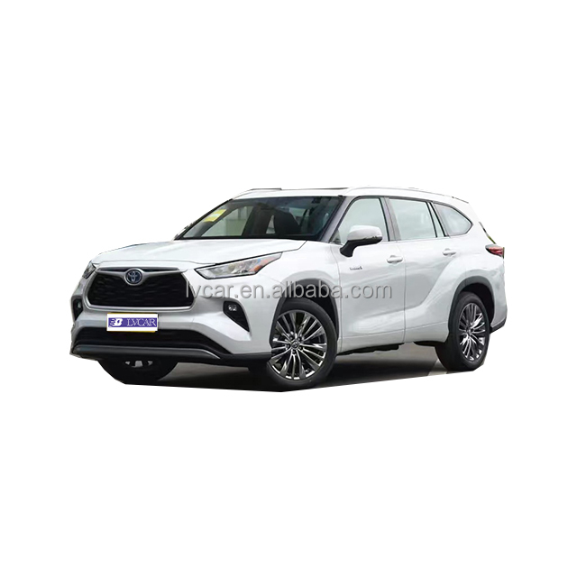 Panoramic Sunroof and Convenience 2023 Toyota Highlander SUV