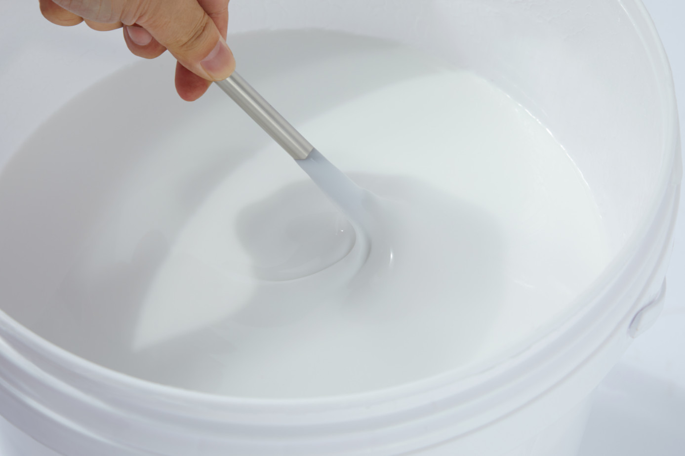 Deplasticization Anti-scuff Waterborne Polyurethane Varnish For Cardboard Surface Treatment