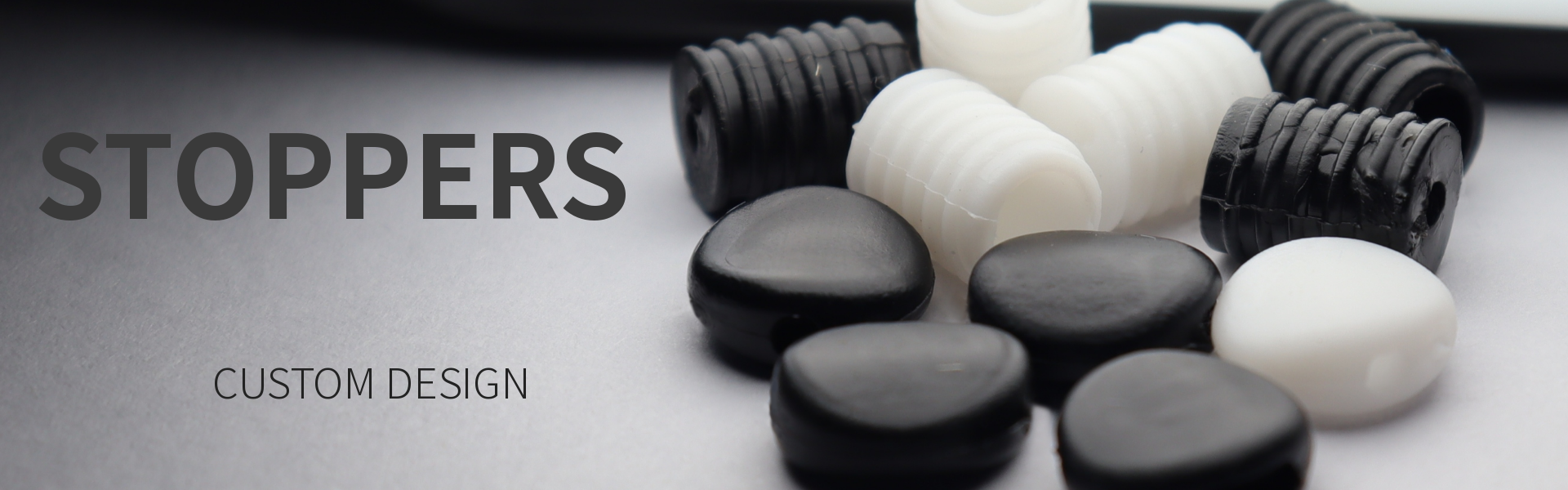 Elastic cord stopper for face mask