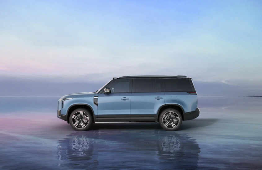 Chinese Baic Jishi 01 Series Long Range Polar Stone 01 Electric Vehicle with 476PS Maximum Horsepower and Big Luxury SUV