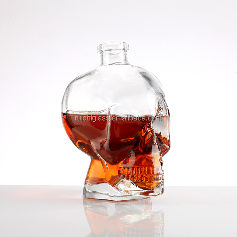 Custom Shape Liquor Decanter Skull Bottle for Vodka Whisky Wine Accessory from Direct