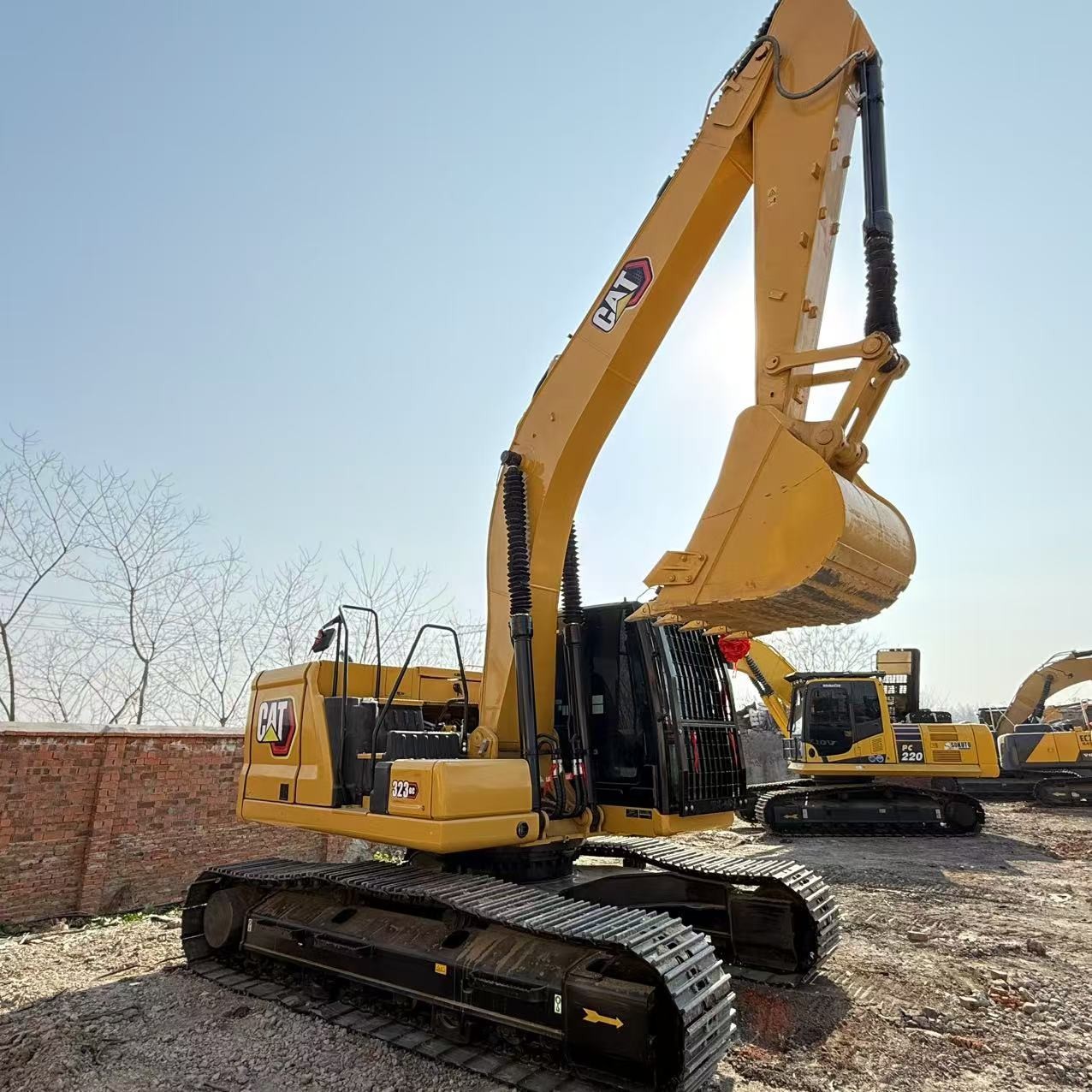 Nice Performance Original Design Used Excavator Caterpillar Machinery Used Cat 320d Excavators CAT 320 325 330