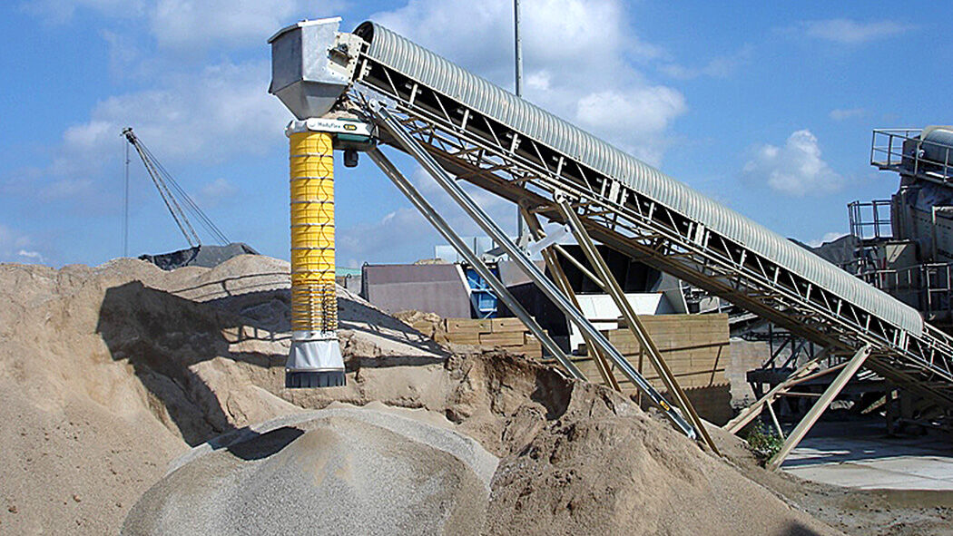 Cement Bulk Container Unloading Equipment System Truck Loading Telescopic Chute