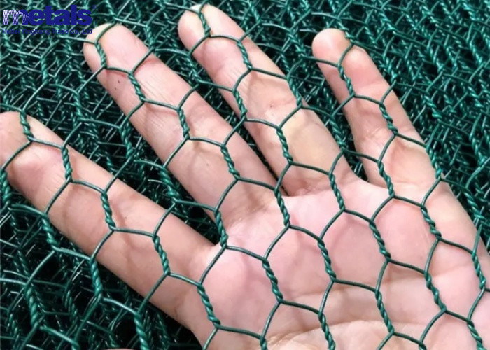 1-Inch Size Hex Netting Wire Mesh Made From Galvanized Steel In Silver