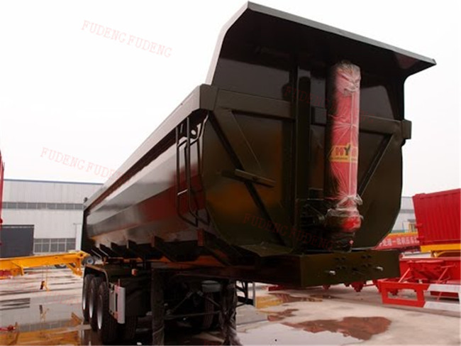 Tri - Axles U Shape Dump Semi Trailer For Earth Work , Carbon Steel Material
