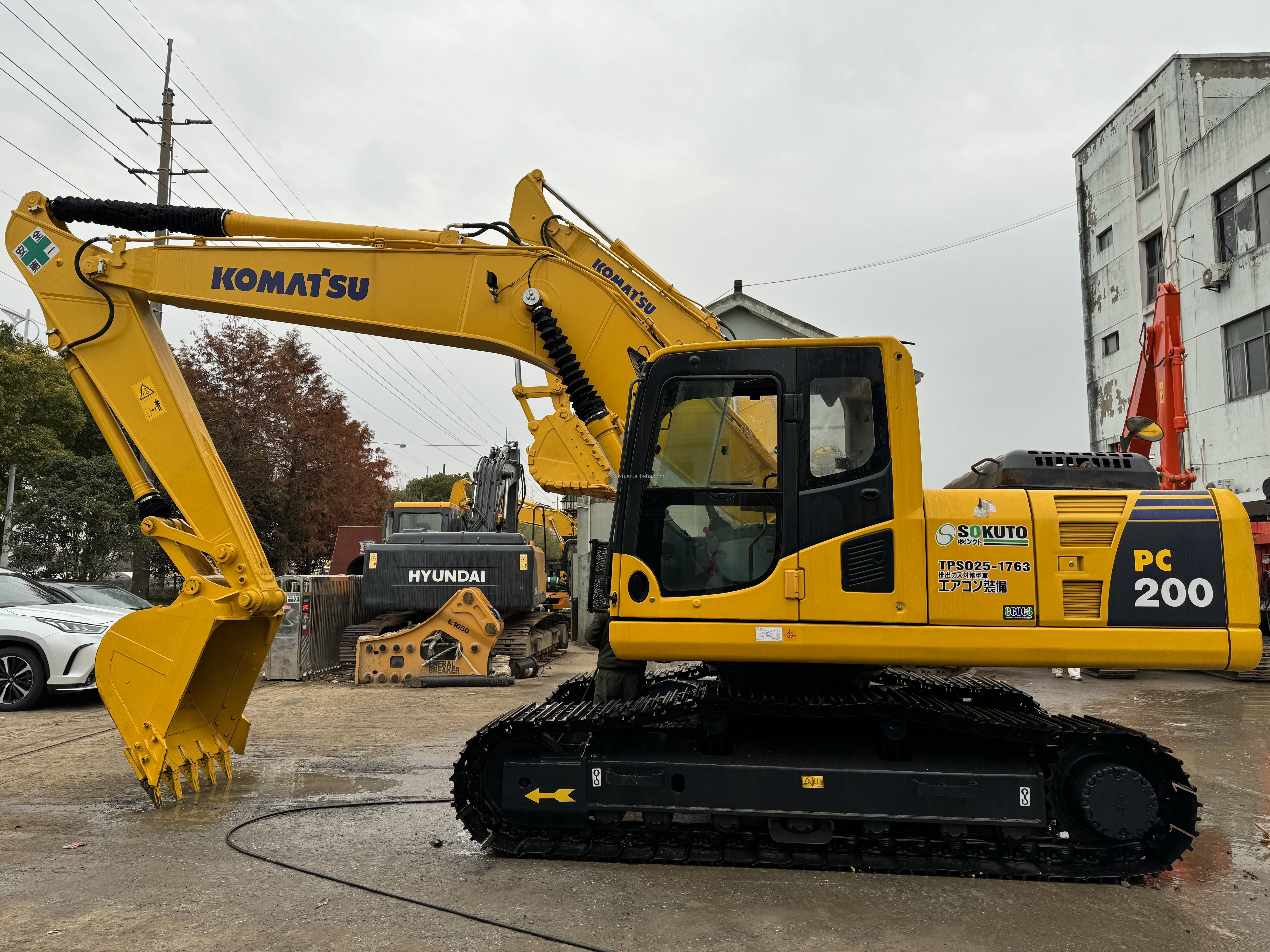 used Japan excavator machine komatsu pc200 excavator used excavator pc220 japan original construction equipments