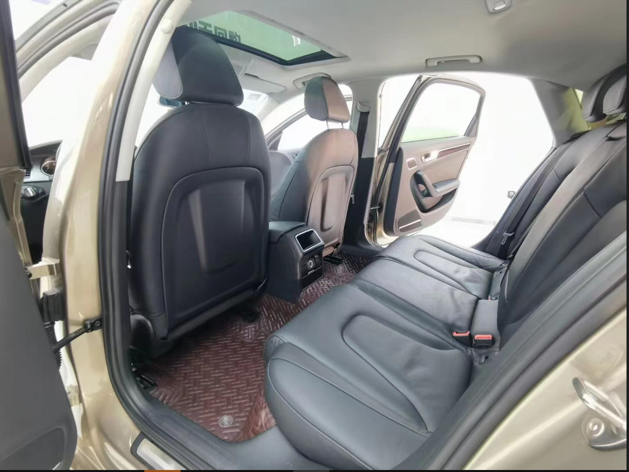 Audi A4 2.0T Comfort Edition Midsize Car Black Interior Bilateral Electric Seats