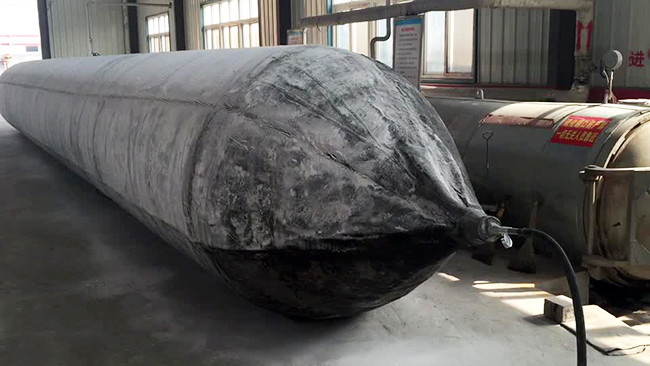Durable 2.5m Ship Launching Balloon Inflatable Marine Roller Lifting Balloon