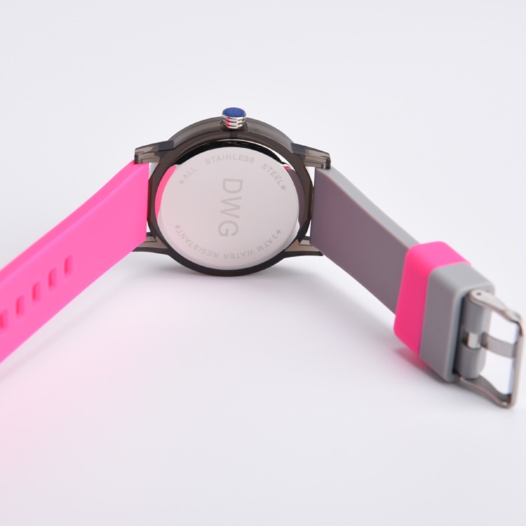 Fashion Stainless Steel Back Quartz Movement Watch 42 Mm Case Diameter