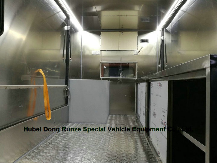 Custom Color JAC Mobile Kitchen Truck , Street Mobile Fast Food Van