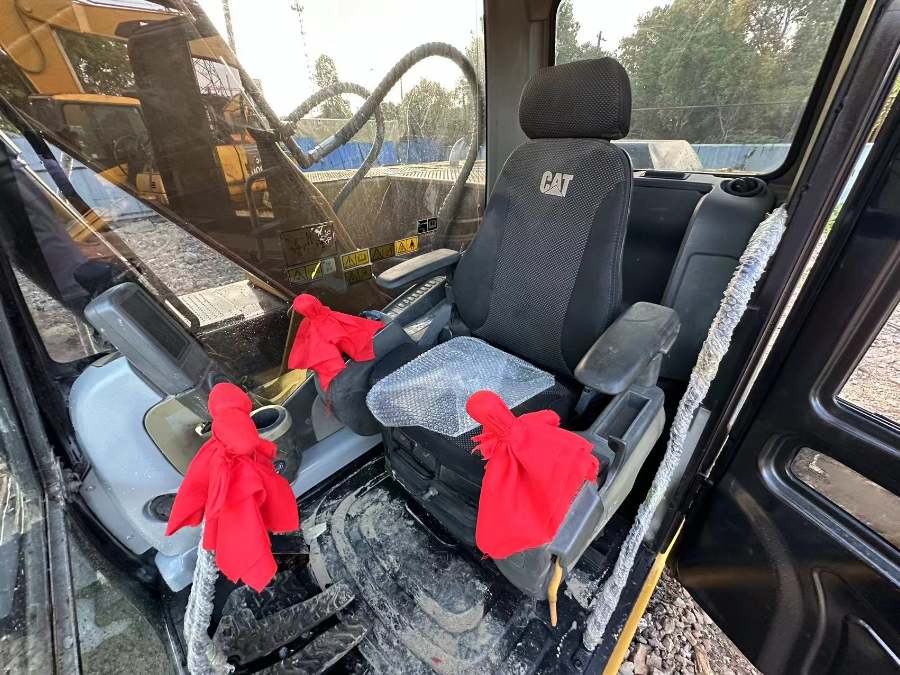 CAT 312D2 Excavator Cab