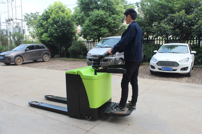 Petal Stand Type 2.0/2.5/3.0T Warehouse Electric Pallet Jack With CURTIS Controller