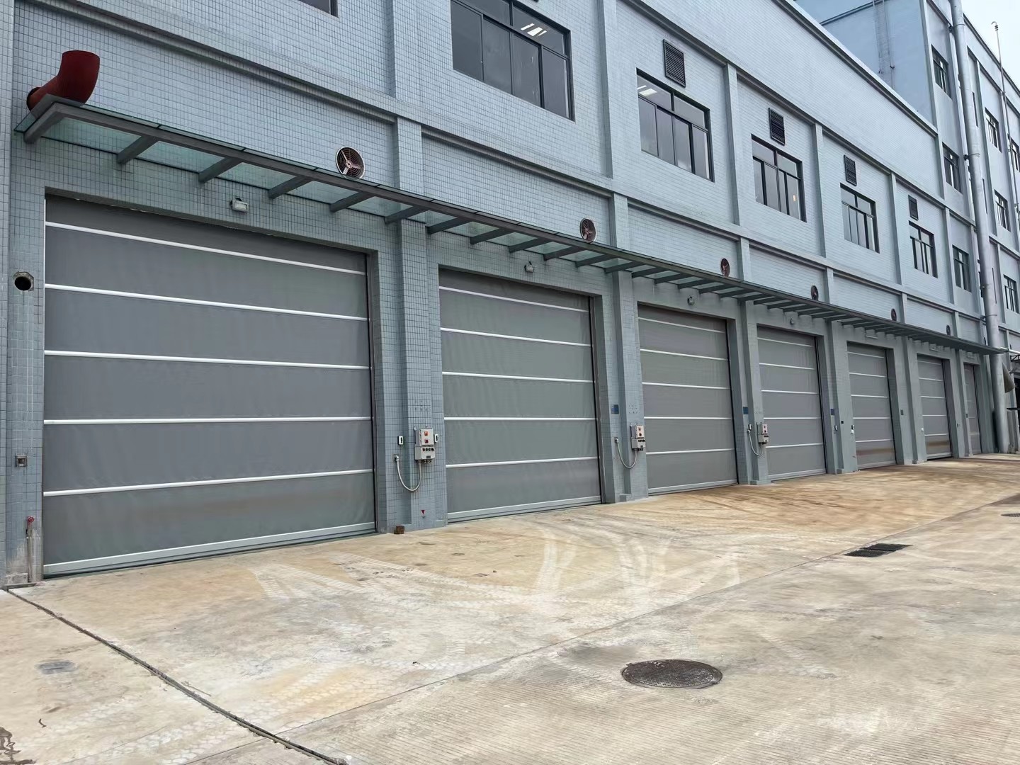 PVC Rapid High Speed Roller Shutter Doors Electric Remote Control With Servo Motor Control