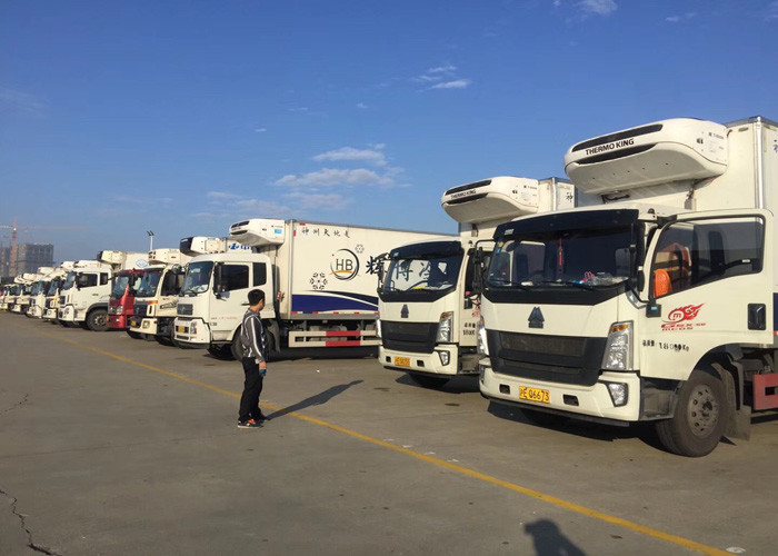 Sandwich Structure 4×2 Refrigerated Truck Good Heat Insulation Performance