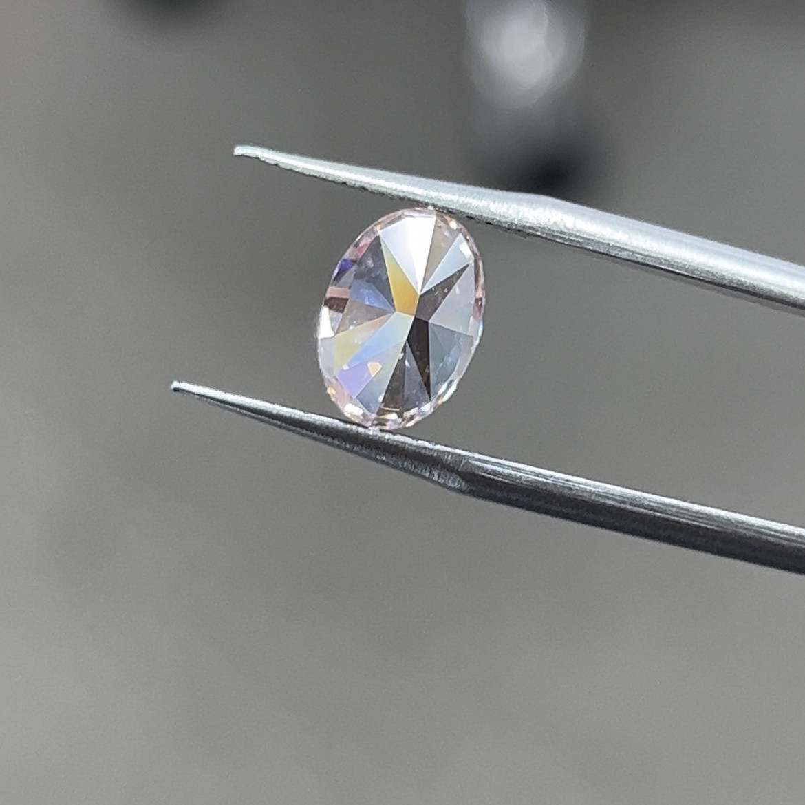 Fancy Intense Pink Diamond Clarity vs1 diamond Certified Loose Diamond Oval loose diamond