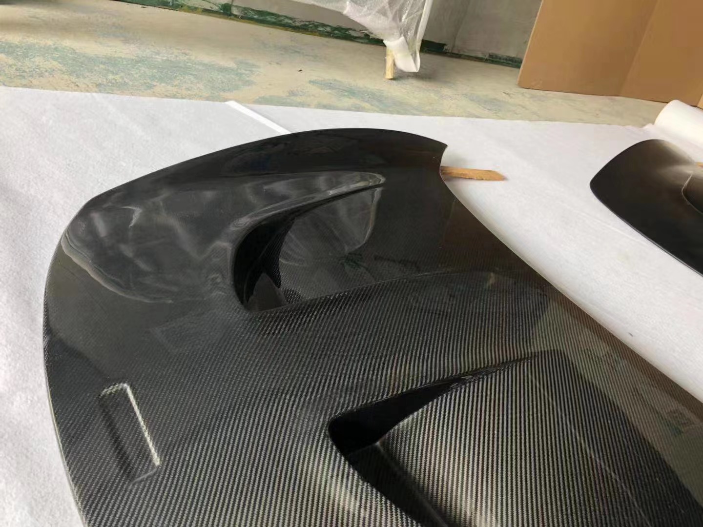 New Product for McLaren MP4-12C 650S Carbon Fiber Hood Mp4-12c 650S Upgraded P1 Style Bonnet and Engine Hatch