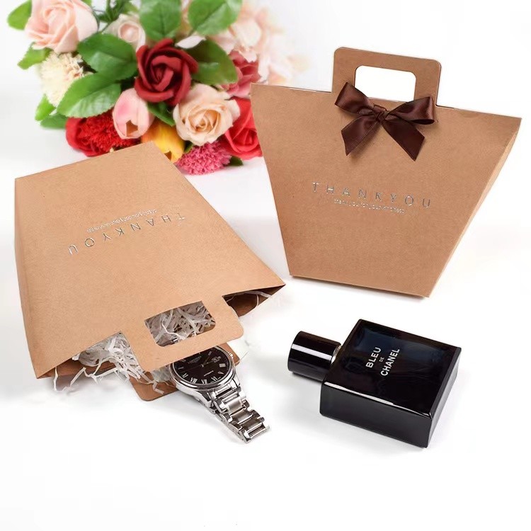 Custom Logo White Kraft Present Paper Bags 9.5*9*12cm French Gift Bag With Ribbon