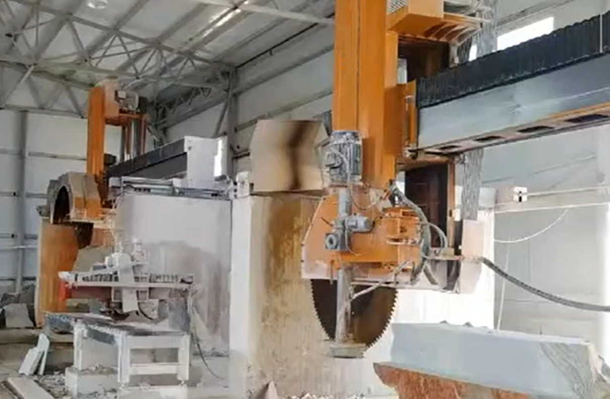 Bridge Type Two Direction Block Cutting Machine For Marble Granite Travetine