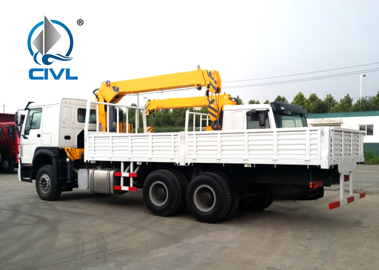 30 Tons Telescopic Boom Crane Lorry Mounted Crane 6x4 Max. Loading 7000kg Wheelbase 5825+1350mm