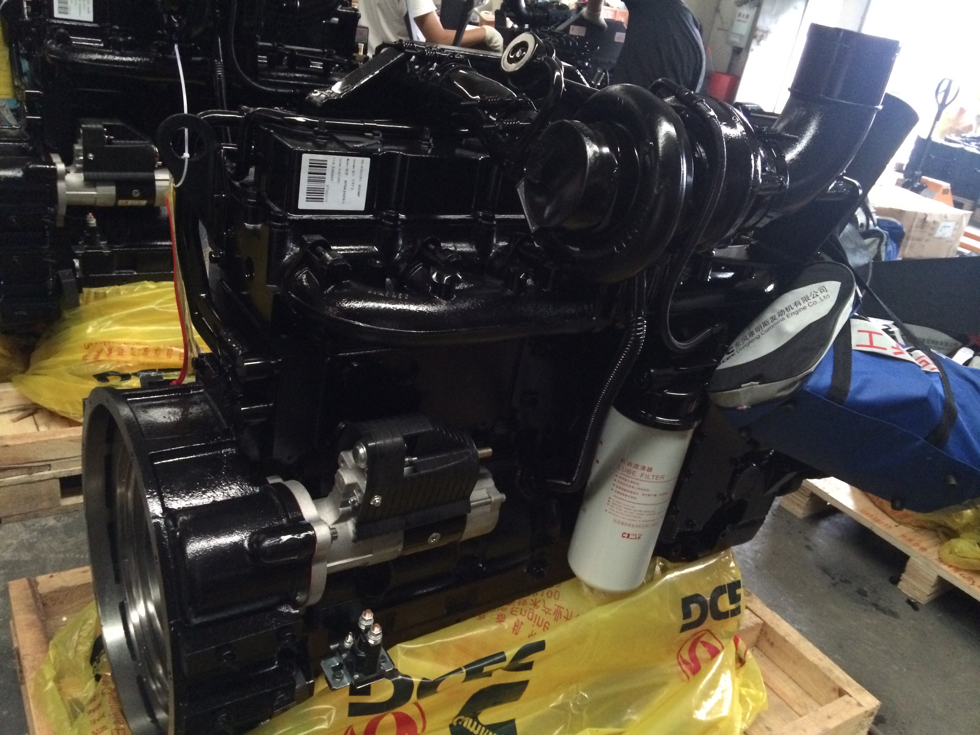 Cummins Diesel Engine 6CTA8.3-C215 for Construction Industry Engneering Project Machinery
