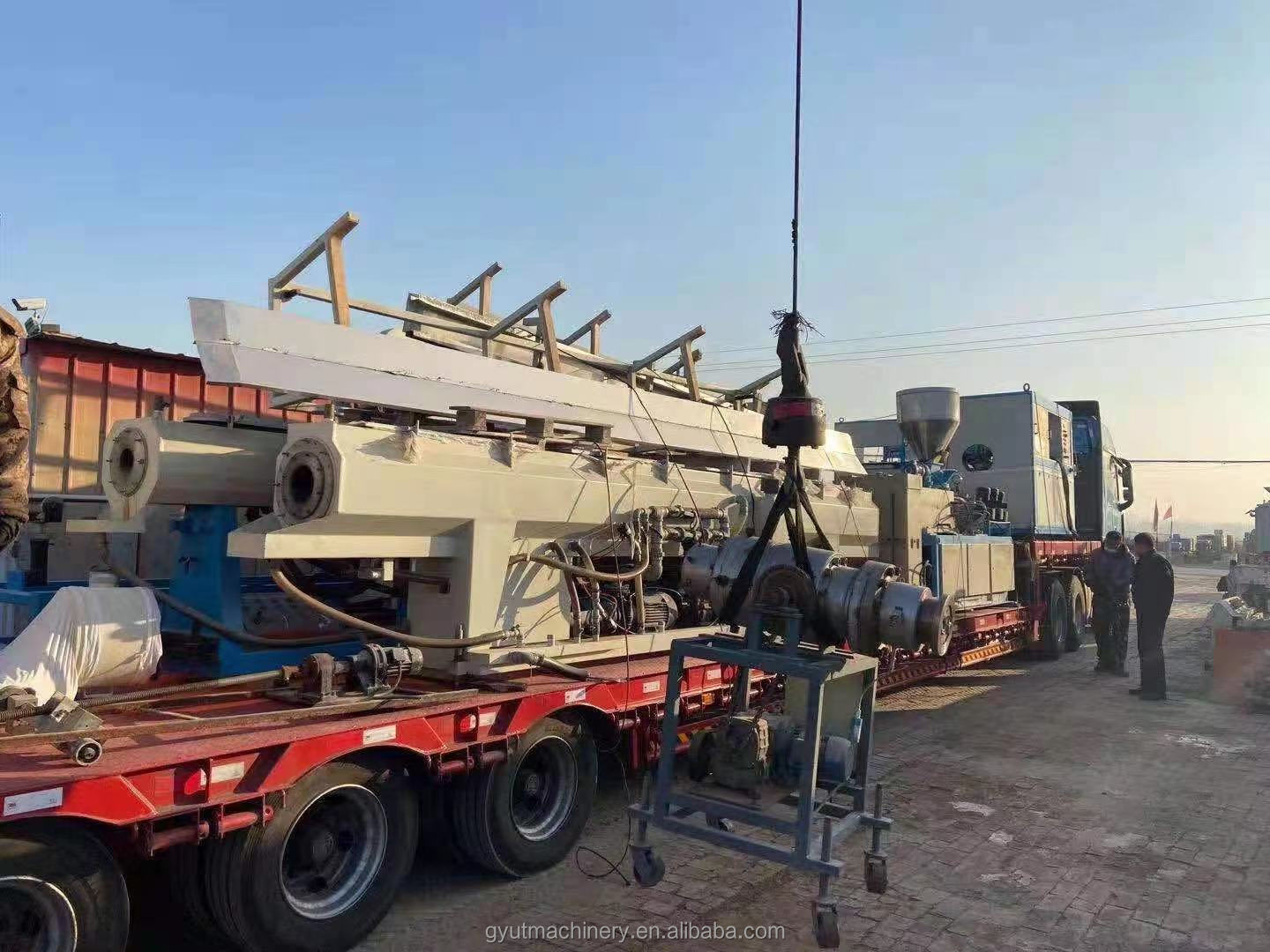 Second Hand Counter-Rotating Conical Twin-Screw Extruder Complete Mold for Plastic Pipe