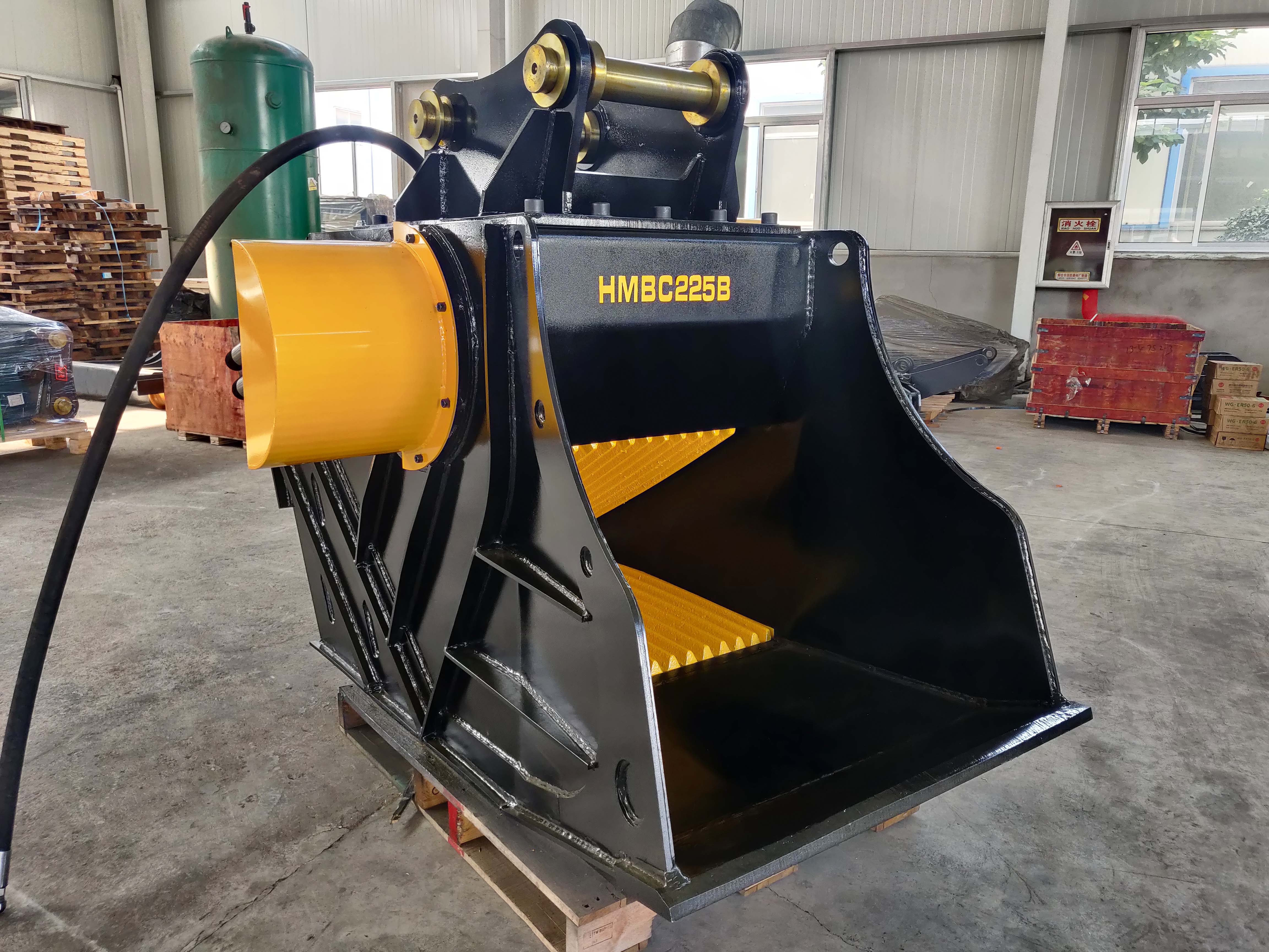 20T Excavator Rock Crusher Bucket Heavy Duty Construction Machine Attachment