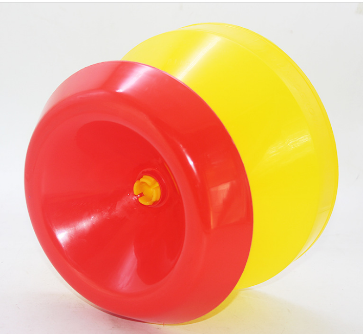 New Type Red Chicken Drinker With Leg Water Bucket Manual Poultry Feeder And Drinker Farming Equipment