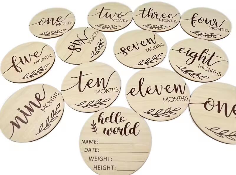 Monthly Milestone Card set 100mm Wooden Discs for Adorable Animals Milestone Cards of Your Newborn Boy/Girl