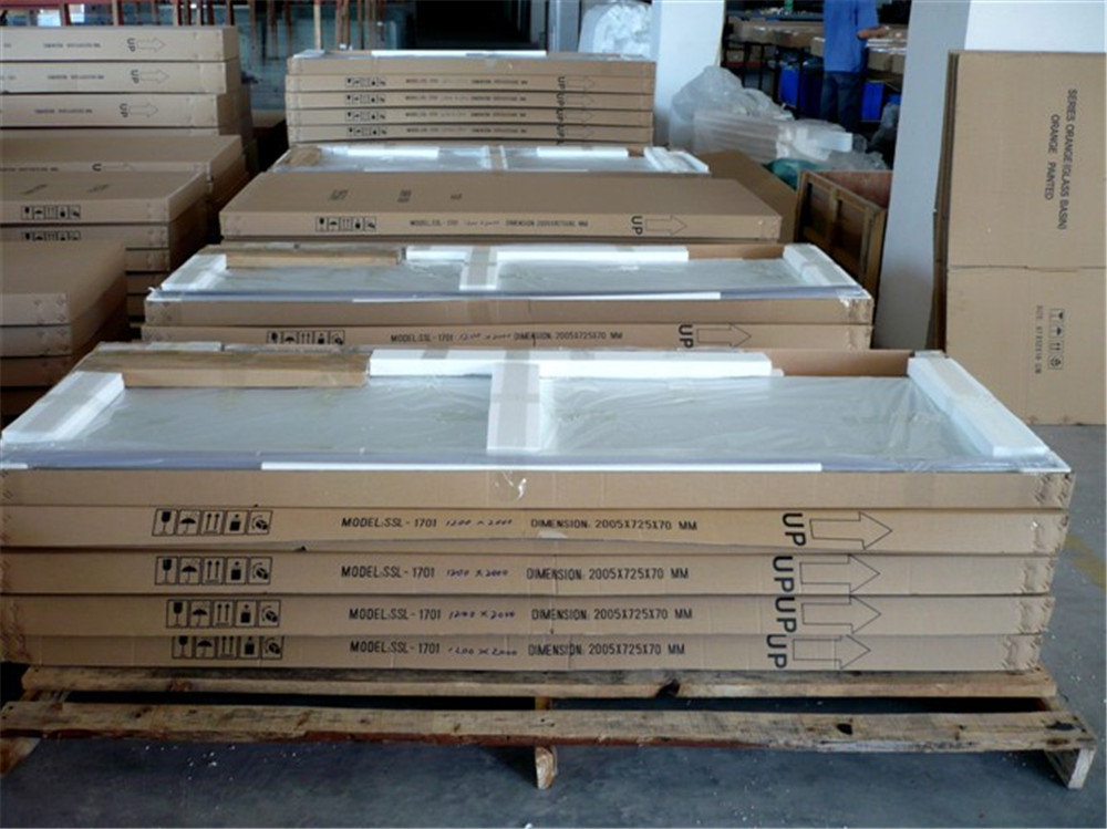 Customized Tempered Glass Door 12mm Thickness With Stainless Steel Handle