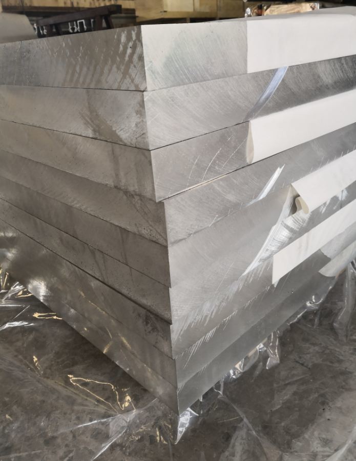 Thick Wall 5052 Aluminum Plate Excellent Thermal Conductivity For Aircraft Fuel Tanks