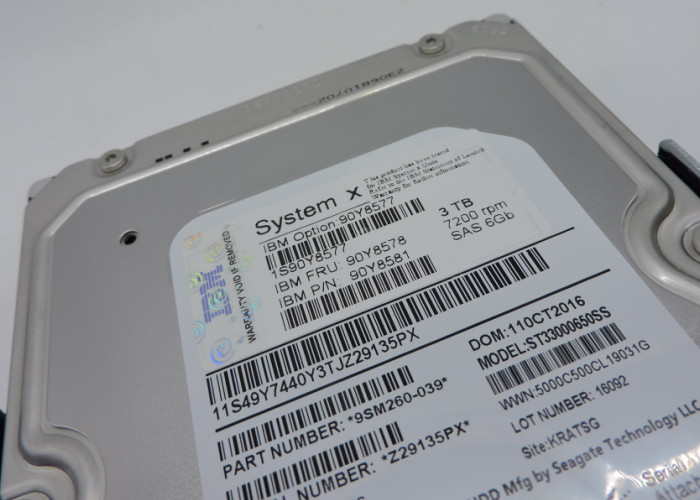 90Y8577 IBM Hard Disk 90Y8578 3TB SAS X3630M4 1 year warranty