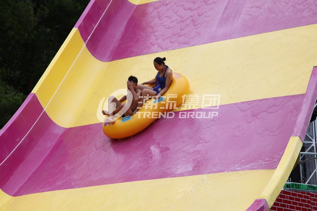 304 Stainless Steel Fiberglass Water Slides / Water Park Slides 13m Platform Height / Customized Water Park Equipment