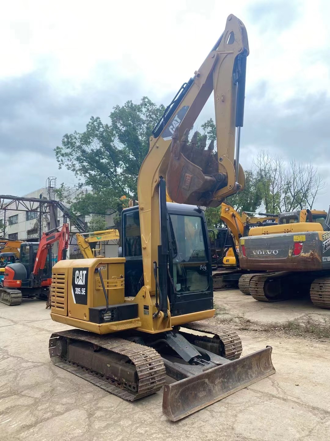Used Caterpillar Excavator CAT305.5E 5ton Small Type Mini Crawler Digger