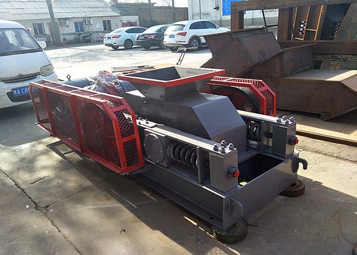 Double Teeth Toller Coke Crusher 10tph Stone Crushing Equipment