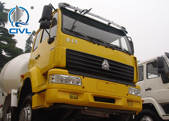 Sinotruk SWZ 340hp Concrete Mixer Trucks 10cbm , 8X4 Manual Truck Mixer