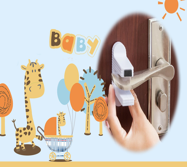Indoor Child Safety Door Locks 90*75*25 MM Size With Standard Handles