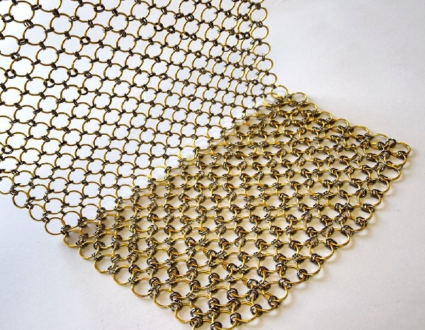 Colourful Surface Aluminum Woven Chain Link Curtain Wire Mesh