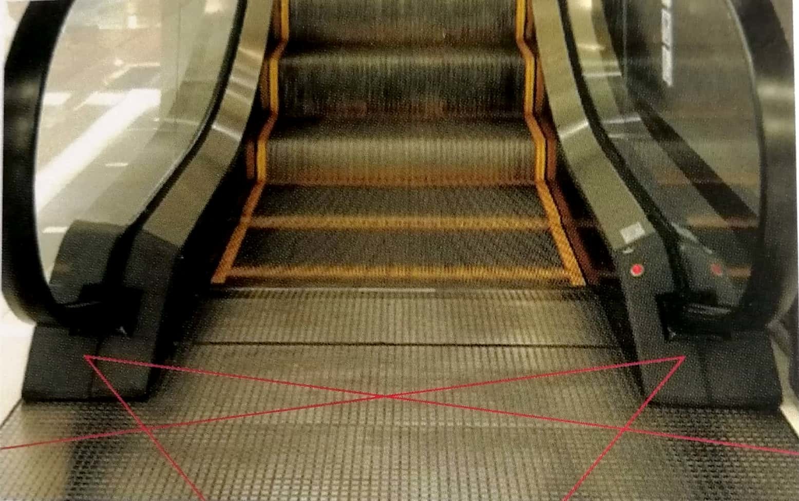 Energy Saving Running Supermarket Escalator With VF Control / Self Starting