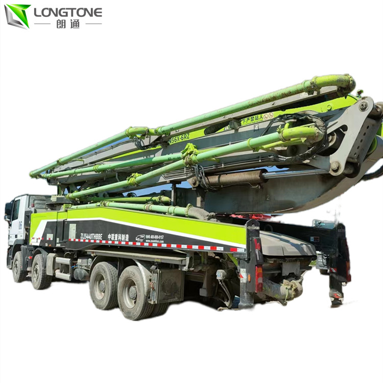 ZOOMLION Used Trailer Mounted Concrete Pump 56m 180M3/H With Hydraulic System