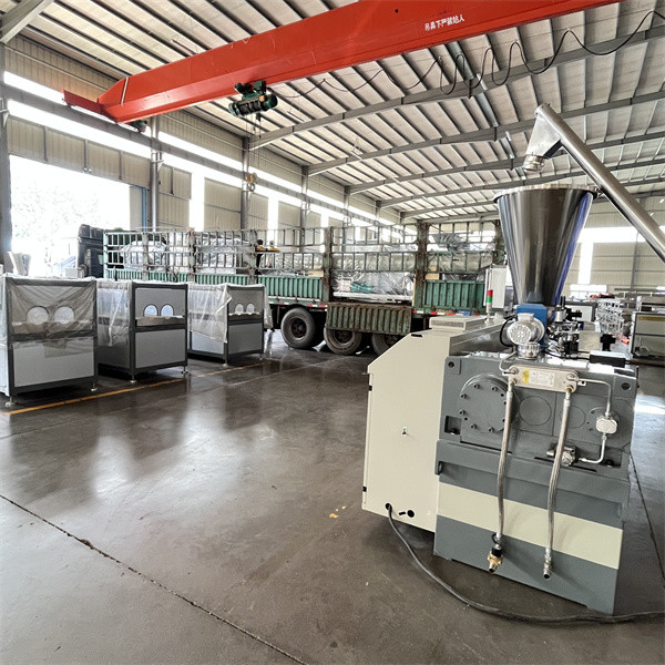 15-1000kg/H PP Pipe Extrusion Line PE PPR PERT TPE TPV HDPE Pipe Extruder Manufacturer