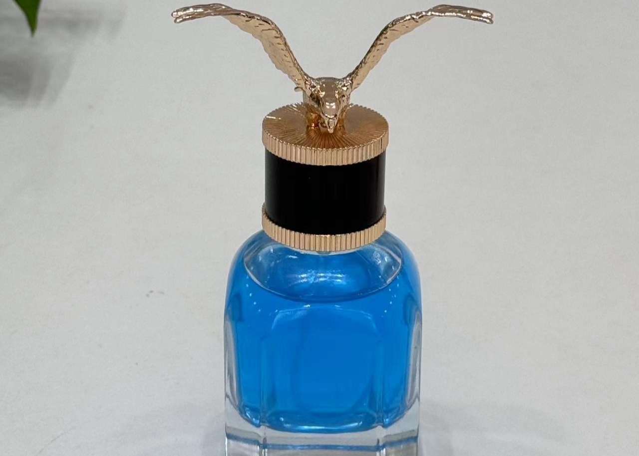 Luxurious Eagle-Shaped Zamak Perfume Caps Zinc Alloy Perfume Bottle Lids