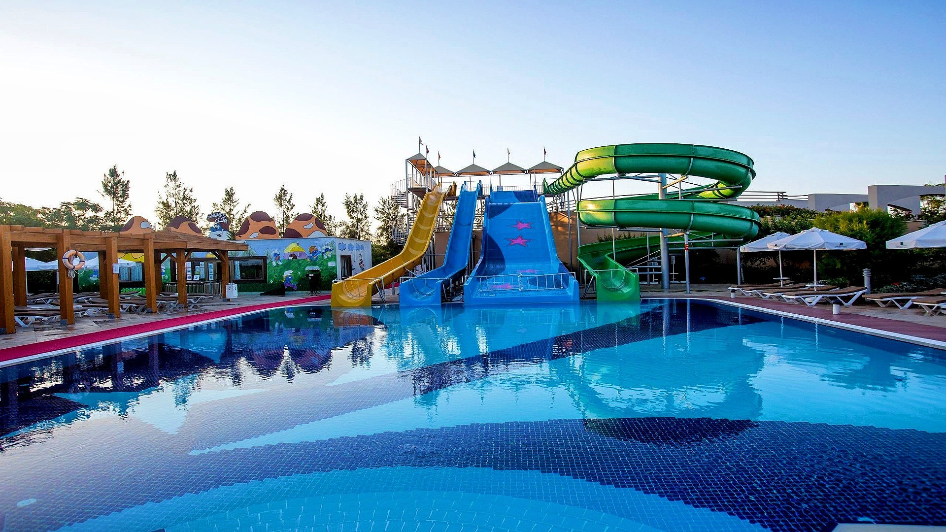 Water Amusement Games Park Soft Play Equipment Fiberglass Slide For Adult