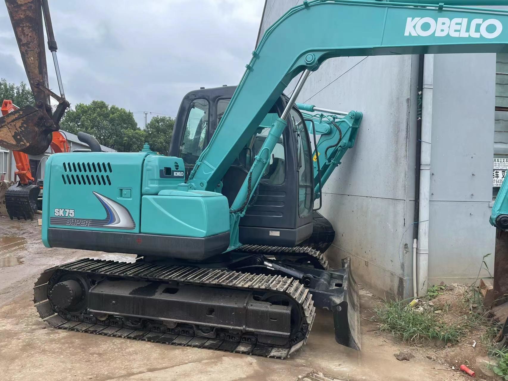 Hydraulic Crawler Original Kobelco SK Excavator Used Engine In Good Condition